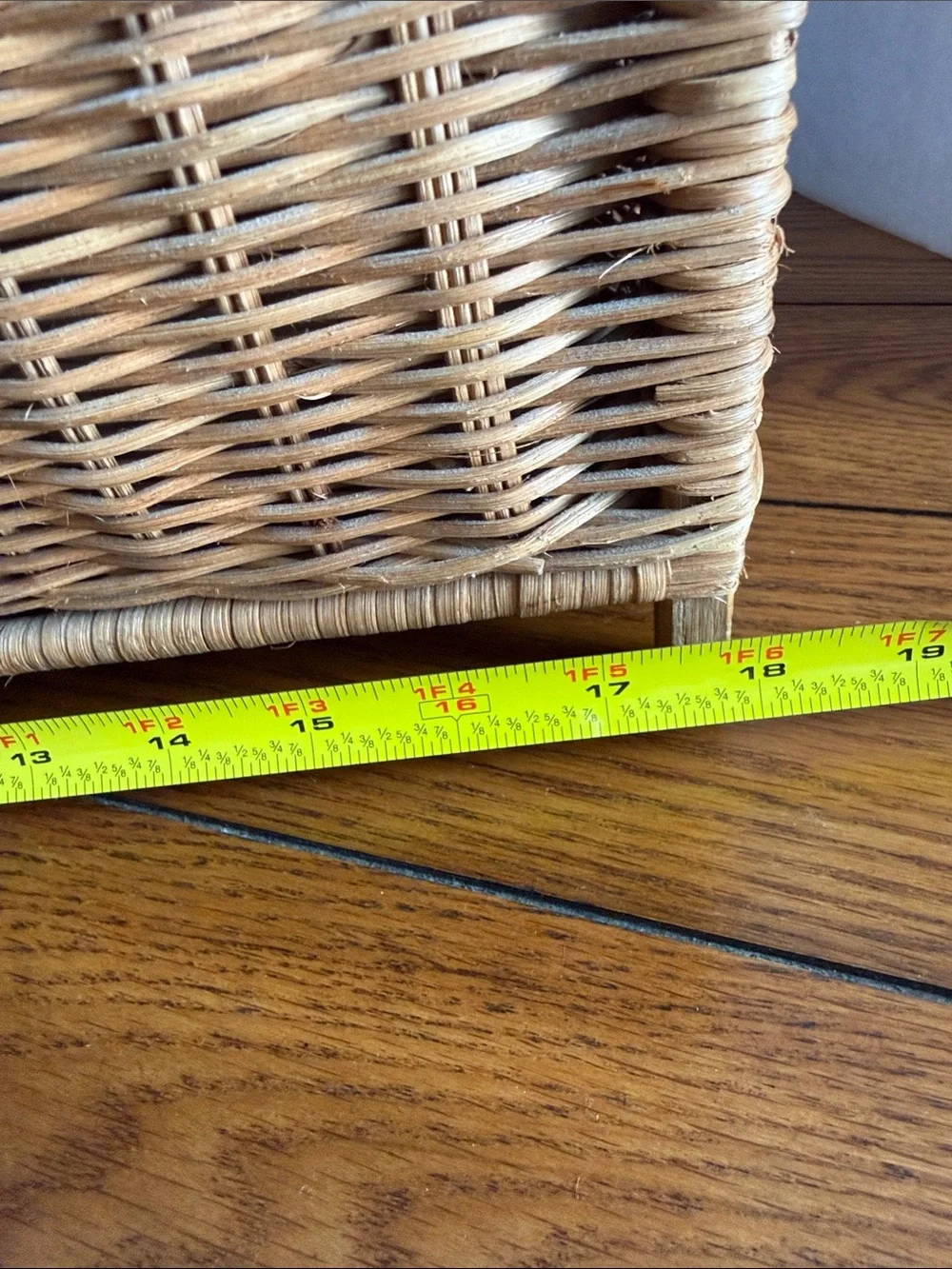 Vintage Natural Wicker Storage Basket with Handle - Tan